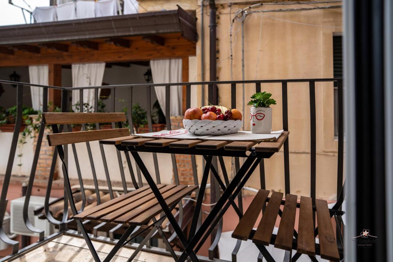 Humboldt Luxury Rooms Taormina Exterior foto