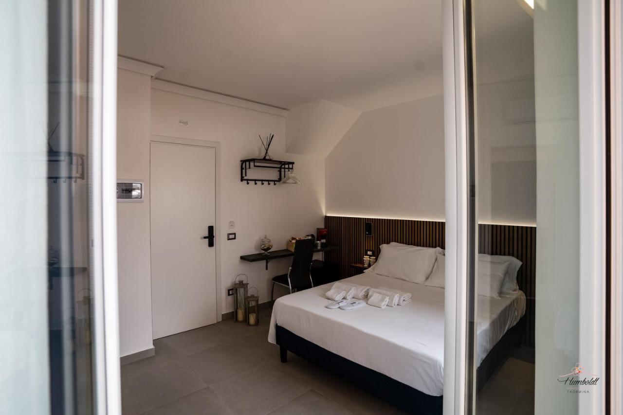 Humboldt Luxury Rooms Taormina Exterior foto