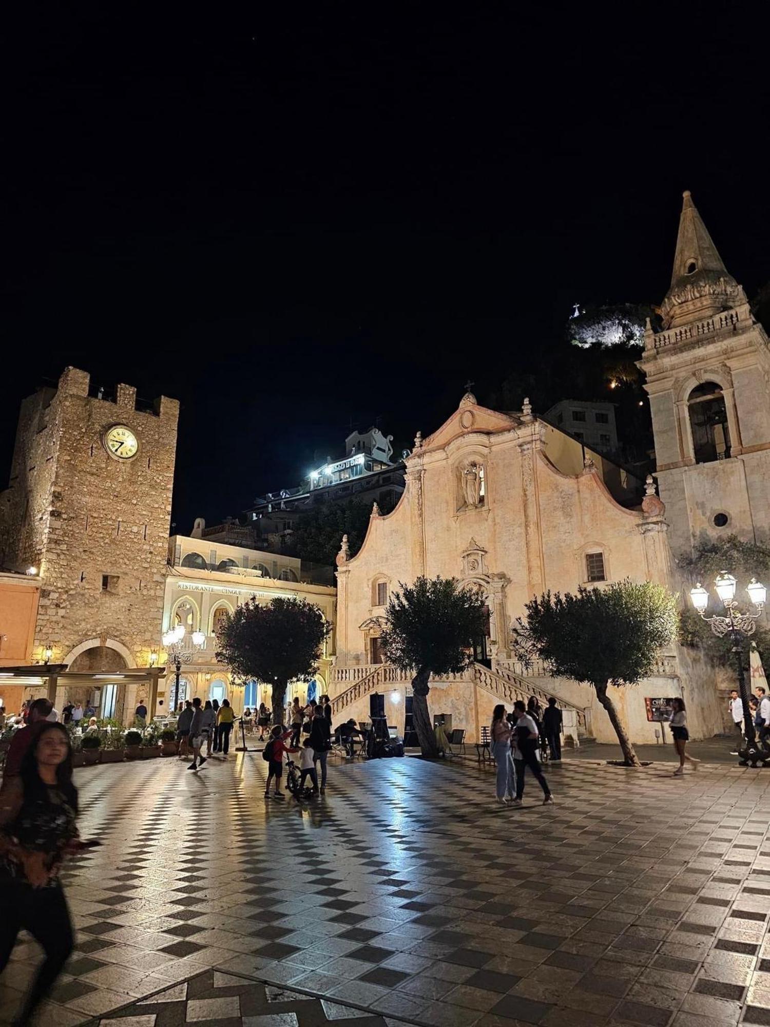 Humboldt Luxury Rooms Taormina Exterior foto