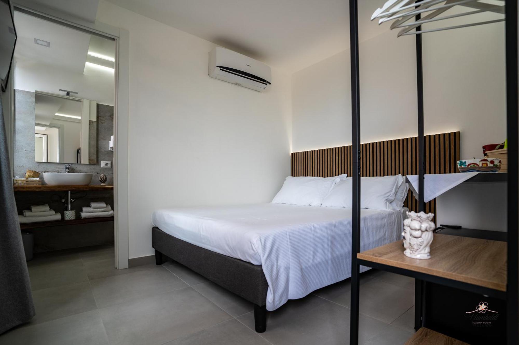 Humboldt Luxury Rooms Taormina Exterior foto
