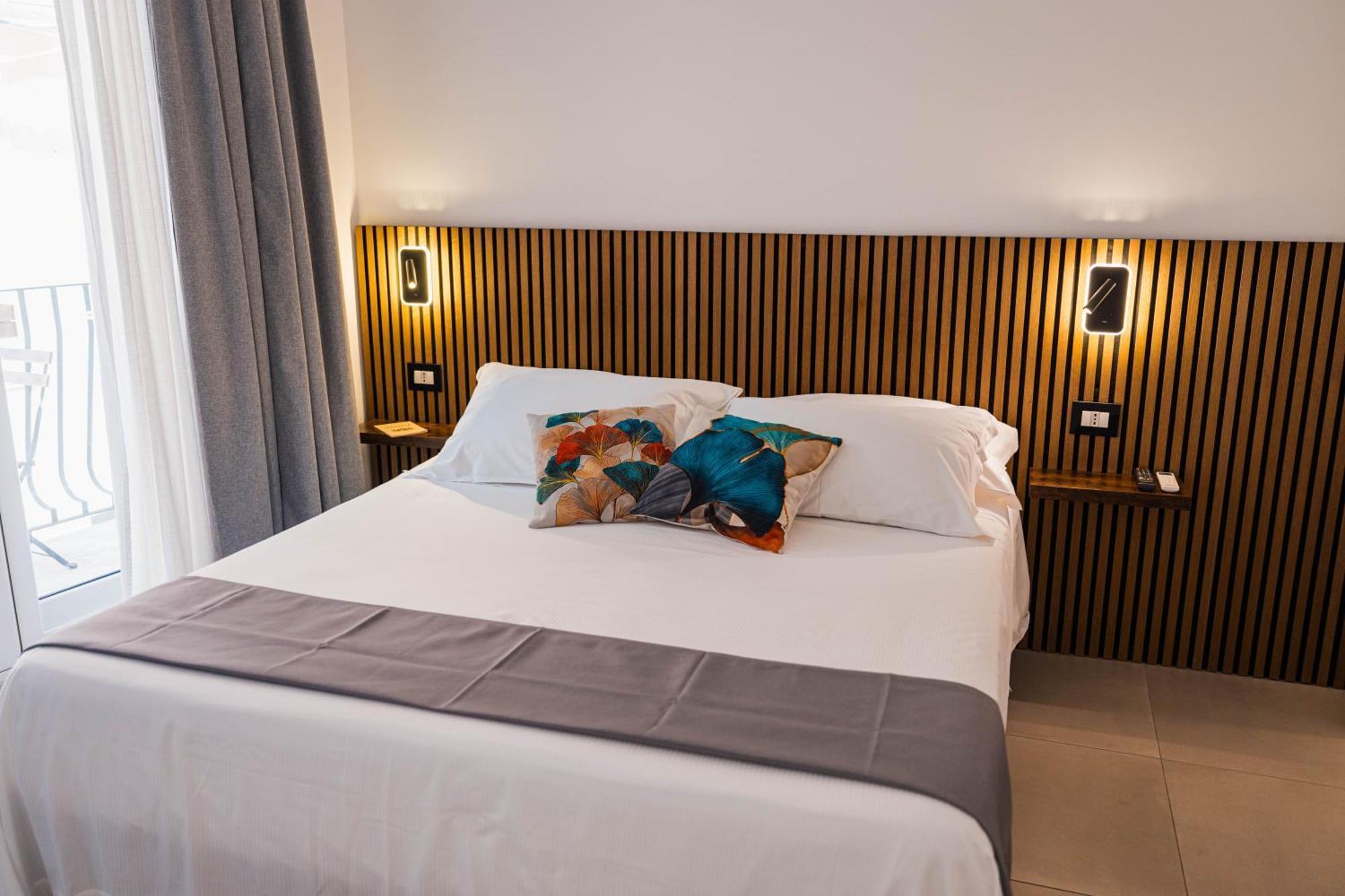 Humboldt Luxury Rooms Taormina Exterior foto