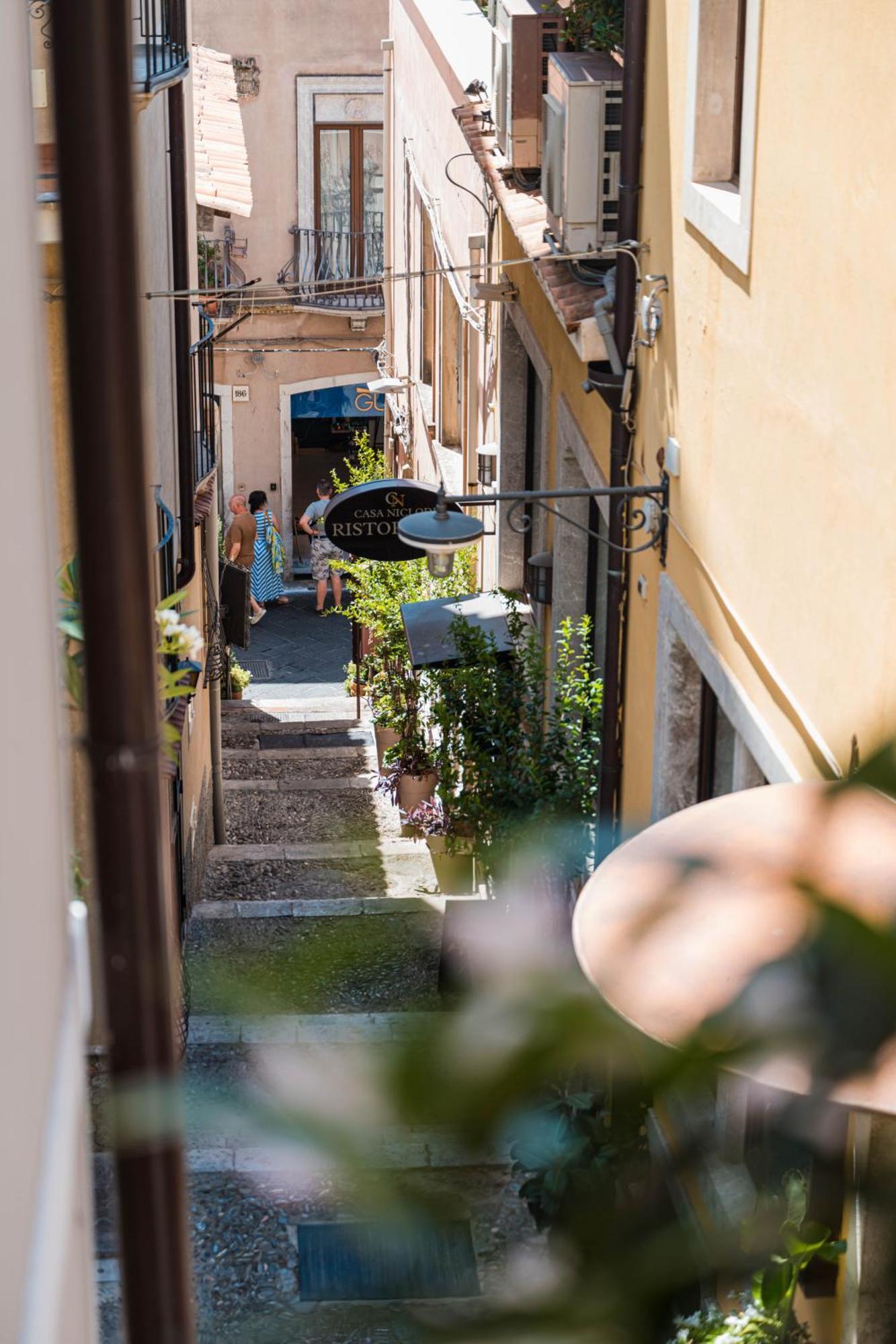 Humboldt Luxury Rooms Taormina Exterior foto